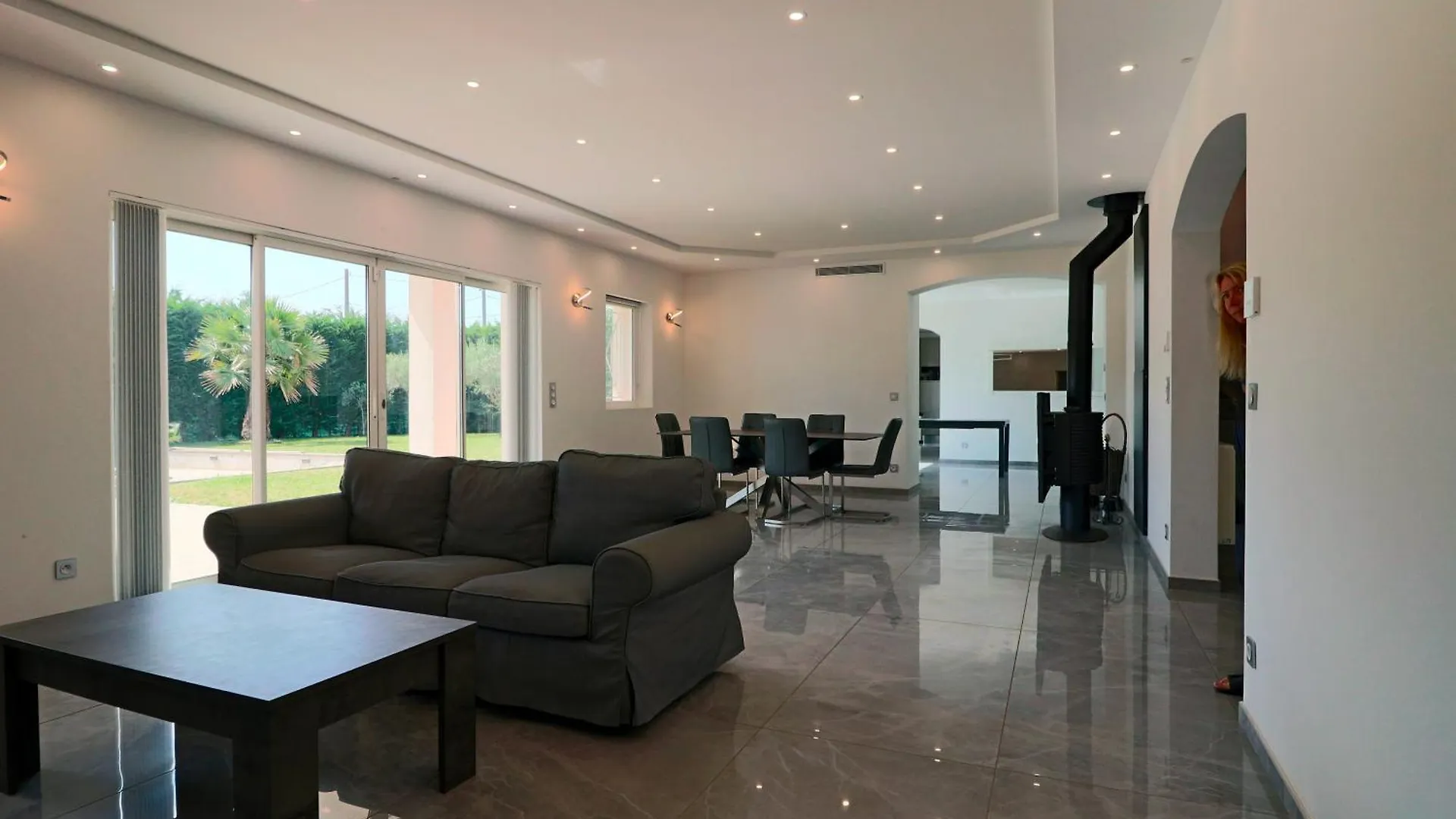 Villa Rose Antibes 0*,  France